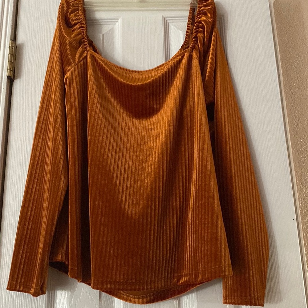 Long sleeve top backless